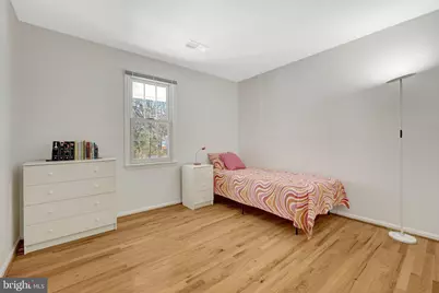 12111 Holly Knoll Circle, Great Falls, VA 22066 - Photo 32