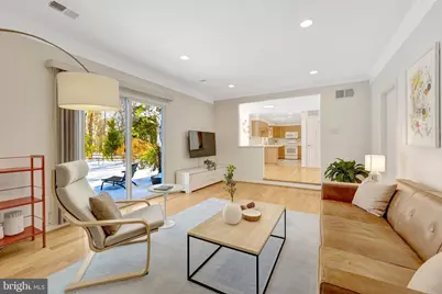 12111 Holly Knoll Circle, Great Falls, VA 22066 - Photo 20