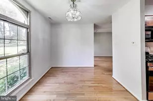 3328 Woodburn Village Dr, Annandale, VA 22003 - Photo 14