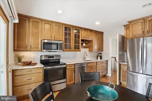 3519 Woodburn Rd, Annandale, VA 22003 - Photo 16