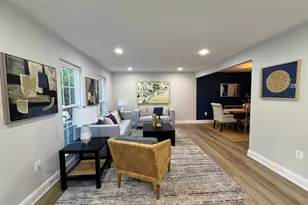 9983 Hemlock Woods Ln, Burke, VA 22015 - Photo 4