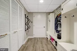 5911 Bond Ct, Alexandria, VA 22315 - Photo 54