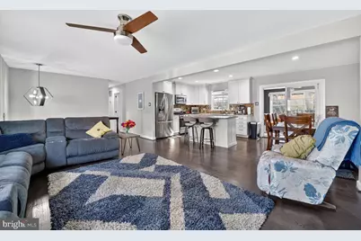 5911 Bond Court, Alexandria, VA 22315 - Photo 8