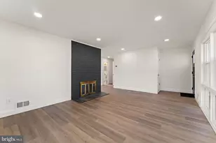 7407 Kelvin Pl, Springfield, VA 22151 - Photo 4