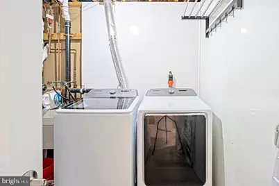 9705 Locust Hill Drive, Great Falls, VA 22066 - Photo 34