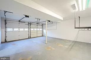 9705 Locust Hill Dr, Great Falls, VA 22066 - Photo 36