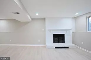 9705 Locust Hill Dr, Great Falls, VA 22066 - Photo 30