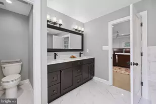 9322 Glenbrook Rd, Fairfax, VA 22031 - Photo 26