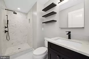 9322 Glenbrook Rd, Fairfax, VA 22031 - Photo 12