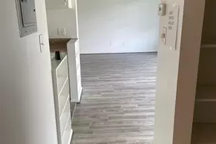 4907 Americana Dr, Annandale, VA 22003 - Photo 4