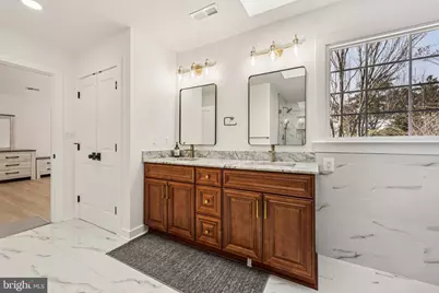 4702 Leighfield Valley Drive, Chantilly, VA 20151 - Photo 46