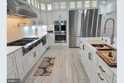 4702 Leighfield Valley Drive, Chantilly, VA 20151 - Photo 12