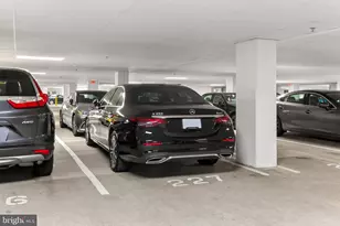 2960 Vaden Dr, Fairfax, VA 22031 - Photo 32