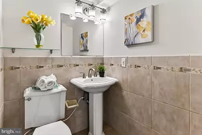 7721 Tremayne Place #215, McLean, VA 22102 - Photo 6