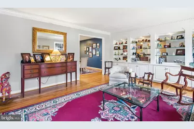 8130 Briar Creek Drive, Annandale, VA 22003 - Photo 12