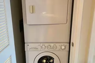 8220 Crestwood Heights Dr, McLean, VA 22102 - Photo 14