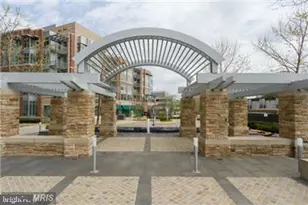 8220 Crestwood Heights Dr, McLean, VA 22102 - Photo 18