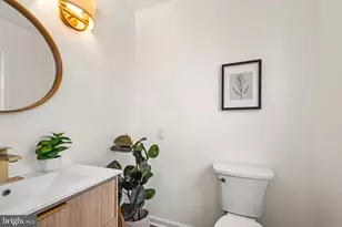 7936 St Dennis Dr, Springfield, VA 22153 - Photo 18