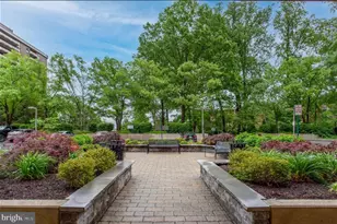 1808 Old Meadow Rd, McLean, VA 22102 - Photo 20