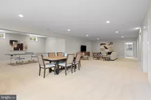 9211 Kilmarnock Dr, Fairfax, VA 22031 - Photo 76