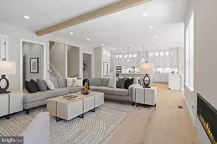 9211 Kilmarnock Dr, Fairfax, VA 22031 - Photo 32