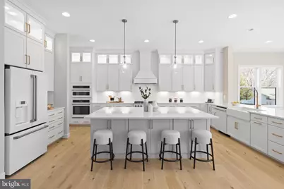 9211 Kilmarnock Drive, Fairfax, VA 22031 - Photo 16