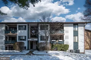 2844 Dover Ln, Falls Church, VA 22042 - Photo 4