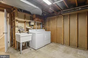 5526 Kendrick Ln, Burke, VA 22015 - Photo 30