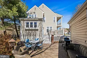 6582 Forsythia St, Springfield, VA 22150 - Photo 38