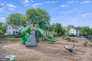 2237 Farrington Ave, Alexandria, VA 22303 - Photo 32