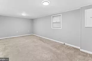 8495 Kitchener Dr, Springfield, VA 22153 - Photo 38