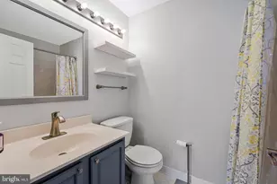 11814 Rockaway Ln, Fairfax, VA 22030 - Photo 18