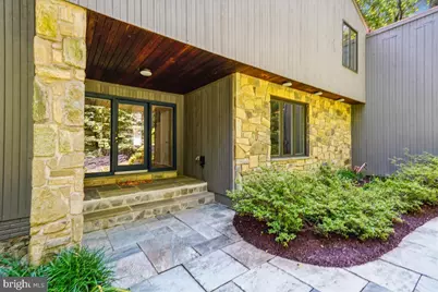 11671 Fox Glen Drive, Oakton, VA 22124 - Photo 8