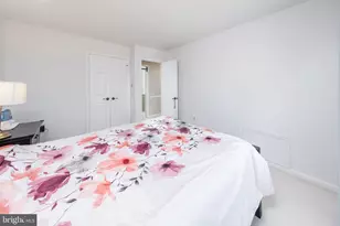 980 Old Holly Dr, Great Falls, VA 22066 - Photo 12