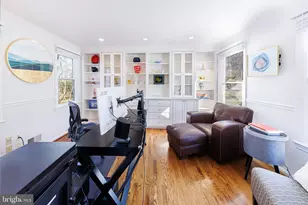 980 Old Holly Dr, Great Falls, VA 22066 - Photo 28