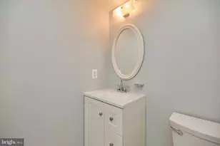 10355 Granite Creek Ln, Oakton, VA 22124 - Photo 36