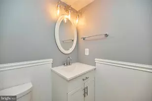 10355 Granite Creek Ln, Oakton, VA 22124 - Photo 18