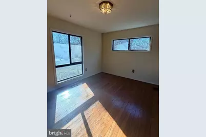 10400 Hunter Ridge Drive, Oakton, VA 22124 - Photo 6