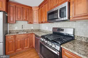 7809 Dassett, Annandale, VA 22003 - Photo 20