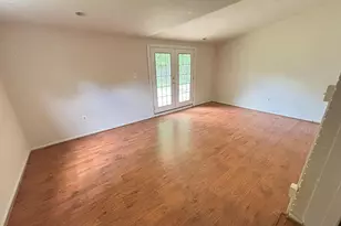 7439 Long Pine Dr, Springfield, VA 22151 - Photo 4