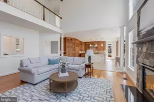 3684 Waples Crest Ct, Oakton, VA 22124 - Photo 18