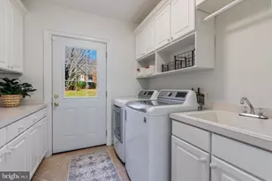 3684 Waples Crest Ct, Oakton, VA 22124 - Photo 26