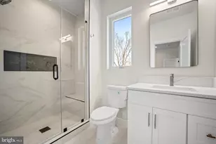 1935 Foxhall Rd, McLean, VA 22101 - Photo 52