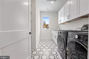 1935 Foxhall Rd, McLean, VA 22101 - Photo 50