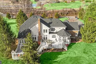 13215 Twin Lakes Dr, Clifton, VA 20124 - Photo 2