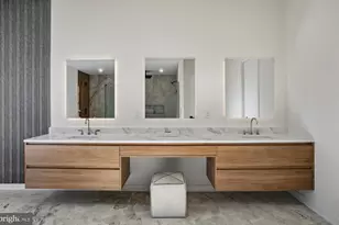 7103 Westbury Rd, McLean, VA 22101 - Photo 54