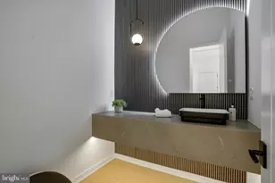 7103 Westbury Rd, McLean, VA 22101 - Photo 10