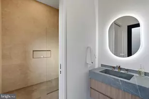 7103 Westbury Rd, McLean, VA 22101 - Photo 38