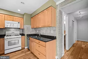 7753 Patriot Dr, Annandale, VA 22003 - Photo 10