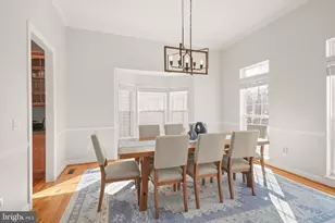 7204 Gray Heights Ct, Alexandria, VA 22315 - Photo 6